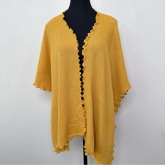 Peruvian Womens One Size Alpaca Mustard Knitted Poncho - Picture 1 of 9